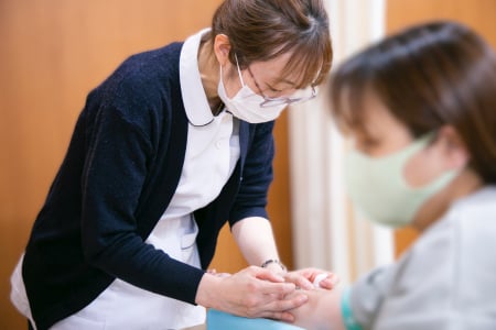 花粉症のアレルギー検査について